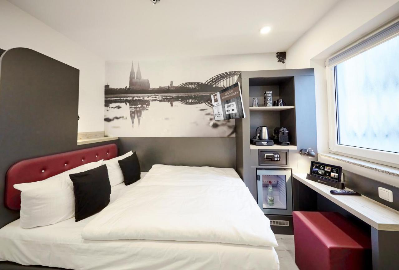 Smarty Cologne Dom Hotel - Boardinghouse - Kontaktloser Self Check-In Luaran gambar