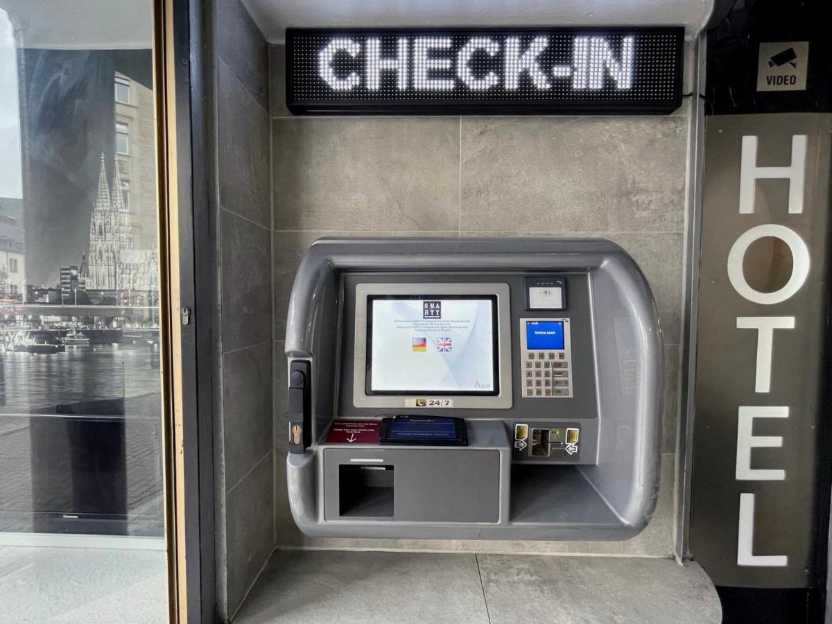 Smarty Cologne Dom Hotel - Boardinghouse - Kontaktloser Self Check-In Luaran gambar
