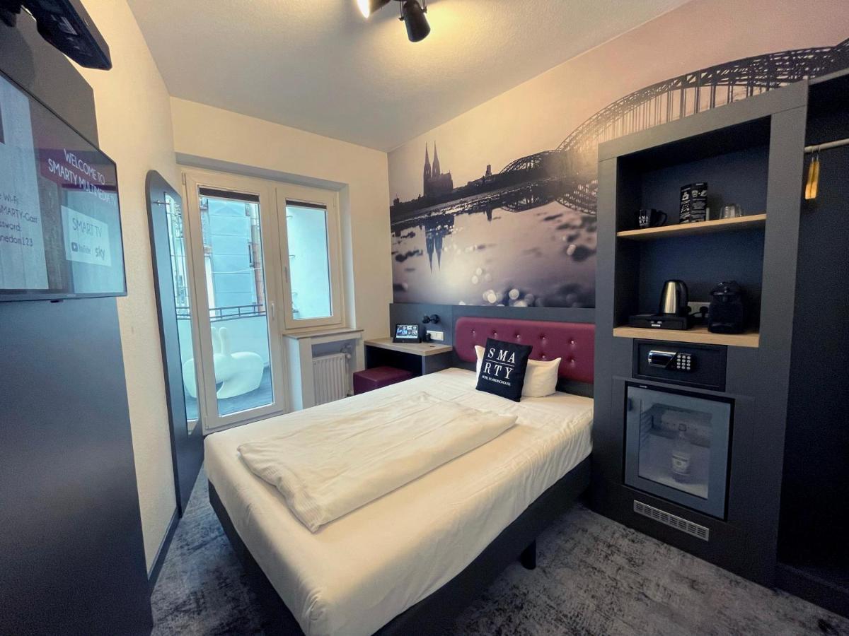 Smarty Cologne Dom Hotel - Boardinghouse - Kontaktloser Self Check-In Luaran gambar