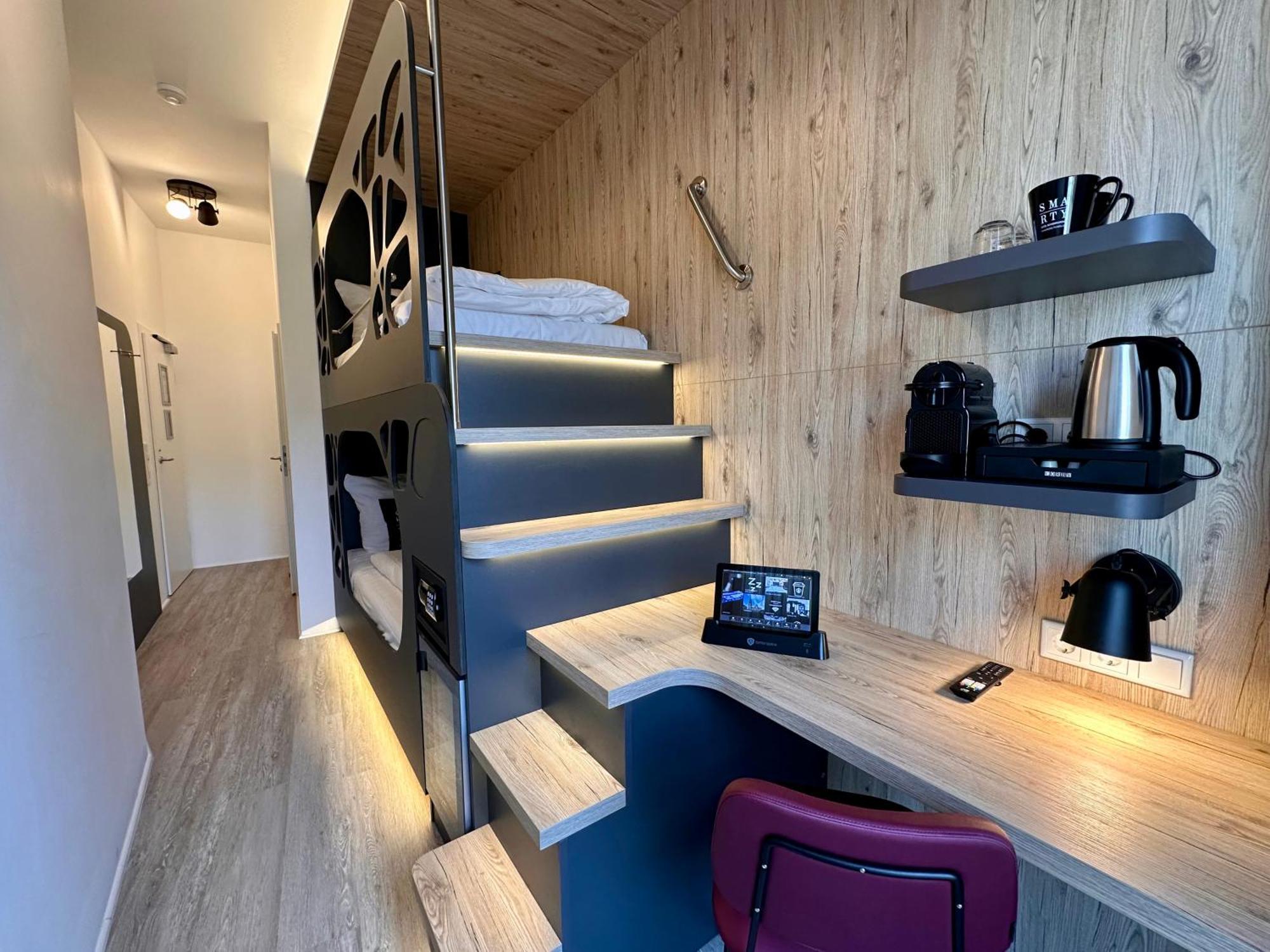 Smarty Cologne Dom Hotel - Boardinghouse - Kontaktloser Self Check-In Luaran gambar